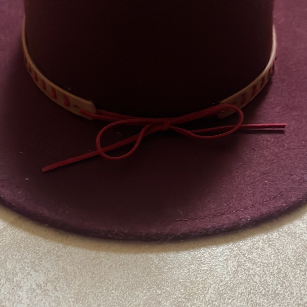 wool hat - Picture 2 of 3